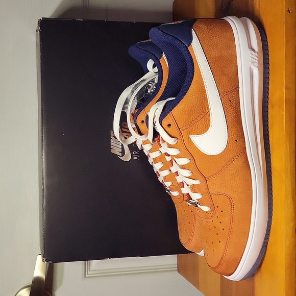 Nike Lunar Force 1 Low • World Basketball Festival (2014)• Size 10 - Picture 6 of 9